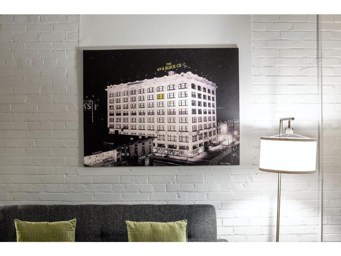 Bold 2Br 2Ba In The Block Apartment By Cozysuites! インディアナポリス エクステリア 写真